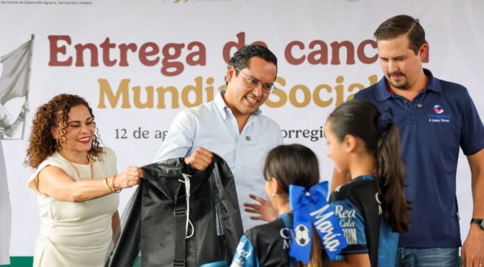 Chepe Guerrero entrega nueva cancha de futbol 5 para las familias de Santa Fe