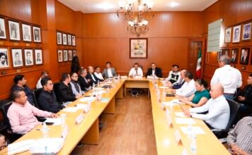Se Reúne Gaspar Trueba con Autoridades de CFE
