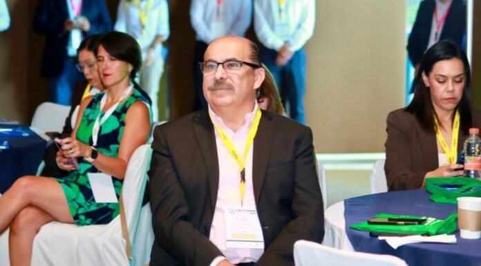 Inaugura Del Prete Primer Congreso Nacional de Clústers