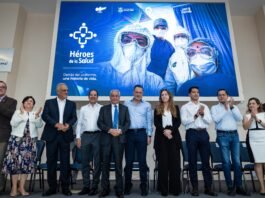 Encabeza Gobernador Homenaje a Héroes de la Salud de Querétaro