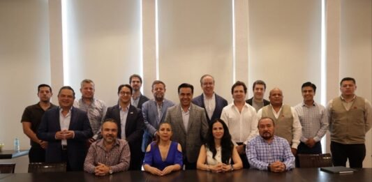 Fortalece Luis Nava coordinación entre Federación y municipios en materia de vivienda