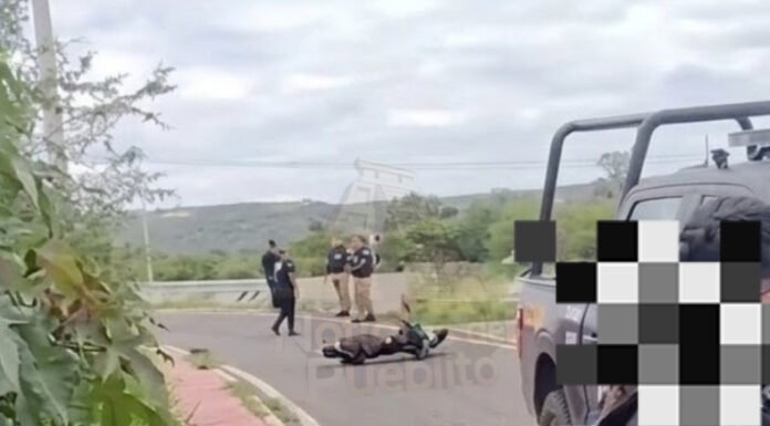 Motociclista muere tras intentar evadir a policías en Corregidora