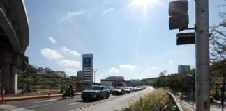Implementan autoridades estatales y municipales operativo vial para mejorar la movilidad en Prolongación Constituyentes
