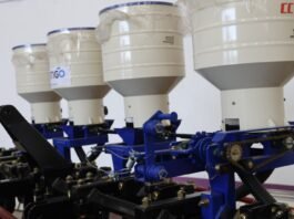 Apoya SEDEA con semilla e implementos agrícolas en El Marqués