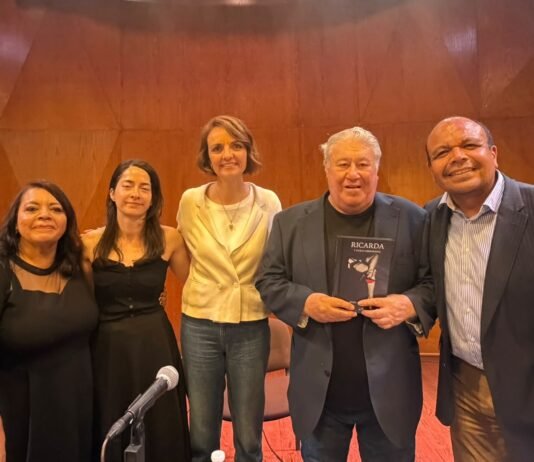 Presentan en el CEART el libro Ricarda y otras obsesiones