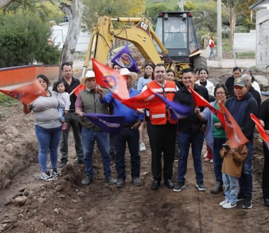 Arranca Gaspar Trueba obra de urbanización en Nogales